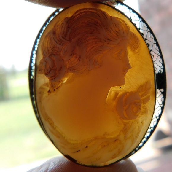 Antique 10K Solid White Gold Carved Cameo Brooch Art Deco Filigree Vintage - Picture 2 of 8